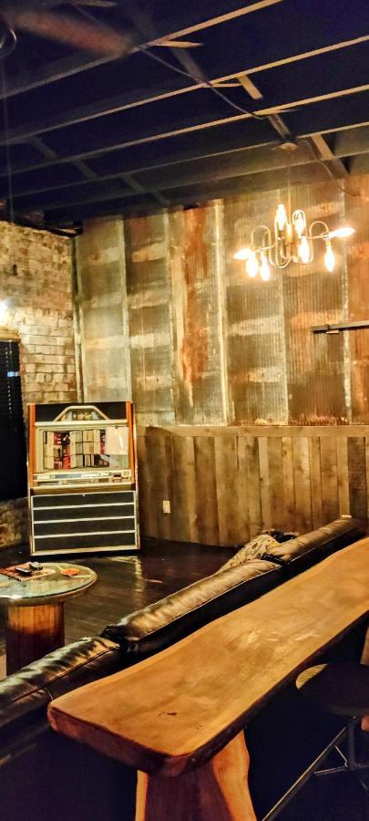 Hocking Hills Rusty Lofts Apartment Лоуган Екстериор снимка