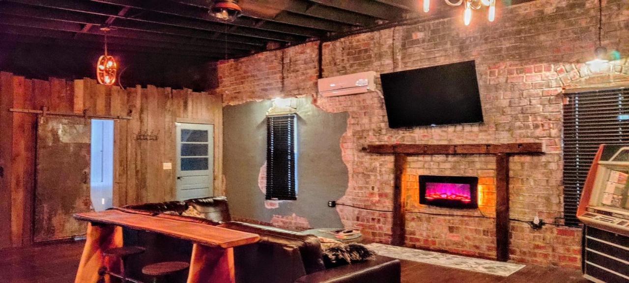 Hocking Hills Rusty Lofts Apartment Лоуган Екстериор снимка