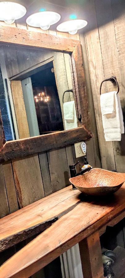Hocking Hills Rusty Lofts Apartment Лоуган Екстериор снимка